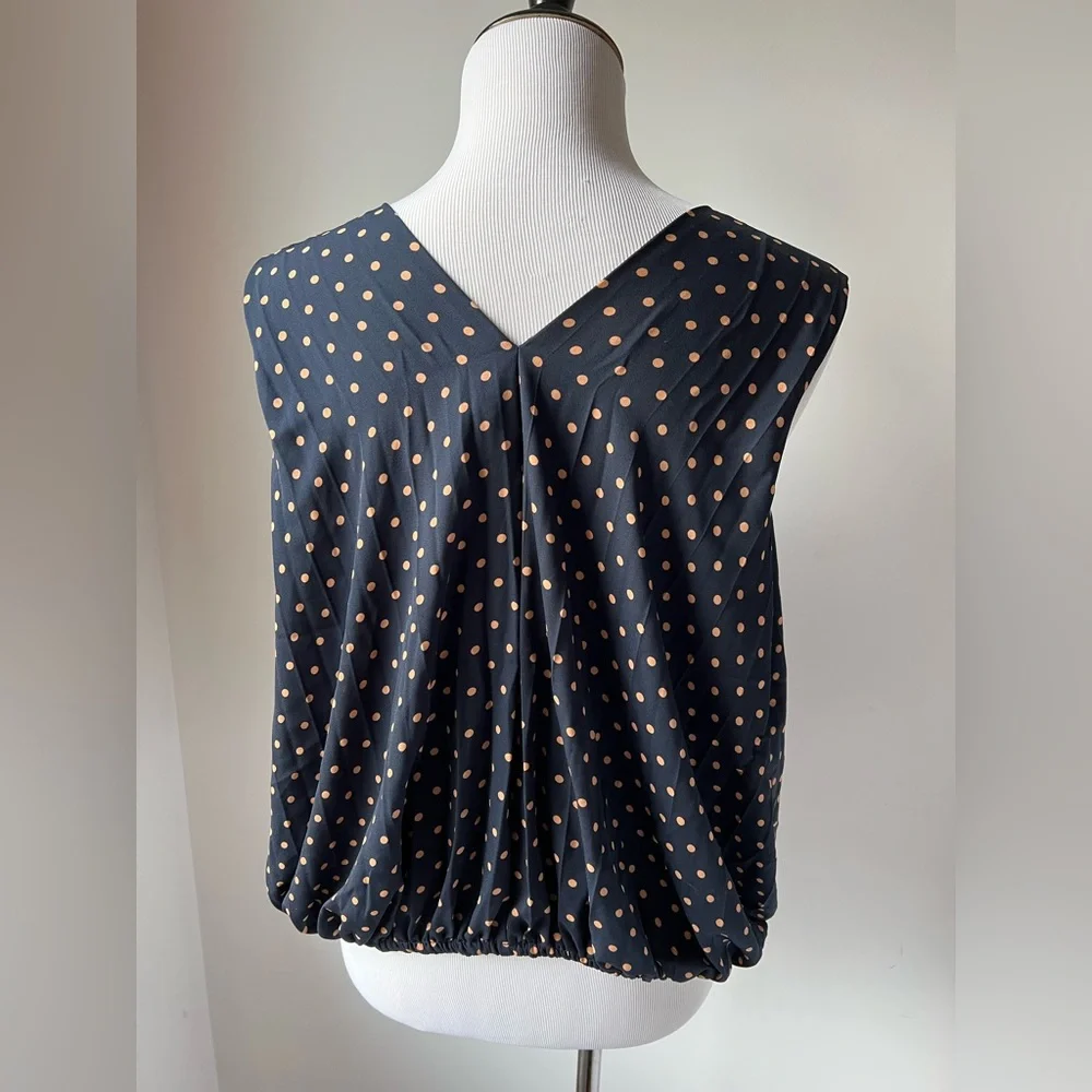 Banana Republic blouse - Picture 3 of 5